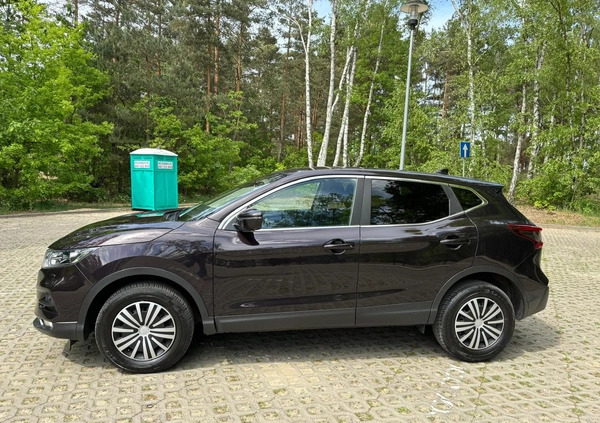 Nissan Qashqai cena 69000 przebieg: 36000, rok produkcji 2018 z Czersk małe 352